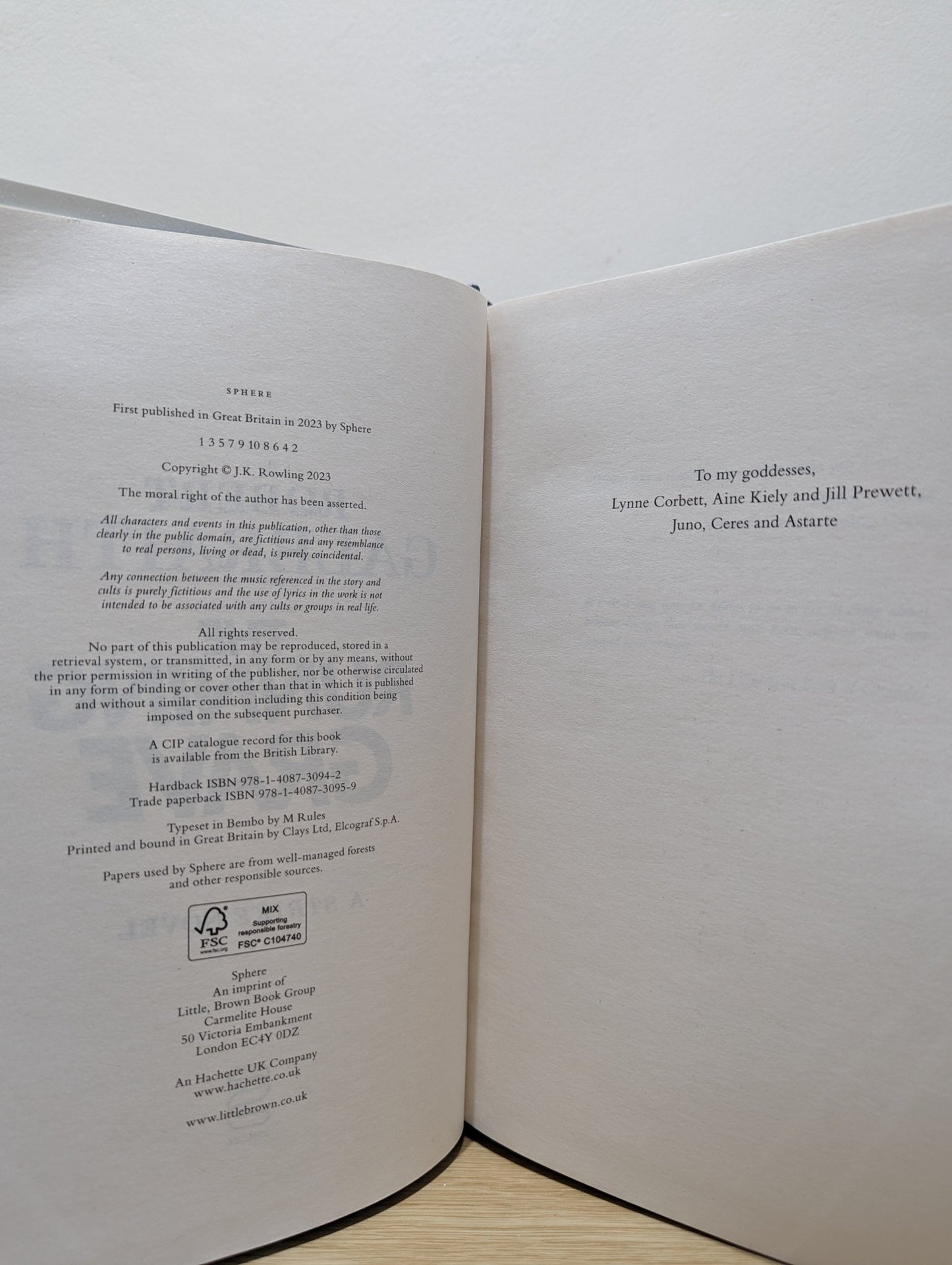 The Running Grave: Cormoran Strike Book 7 by Robert Galbraith (First Edition) - Fialta Books