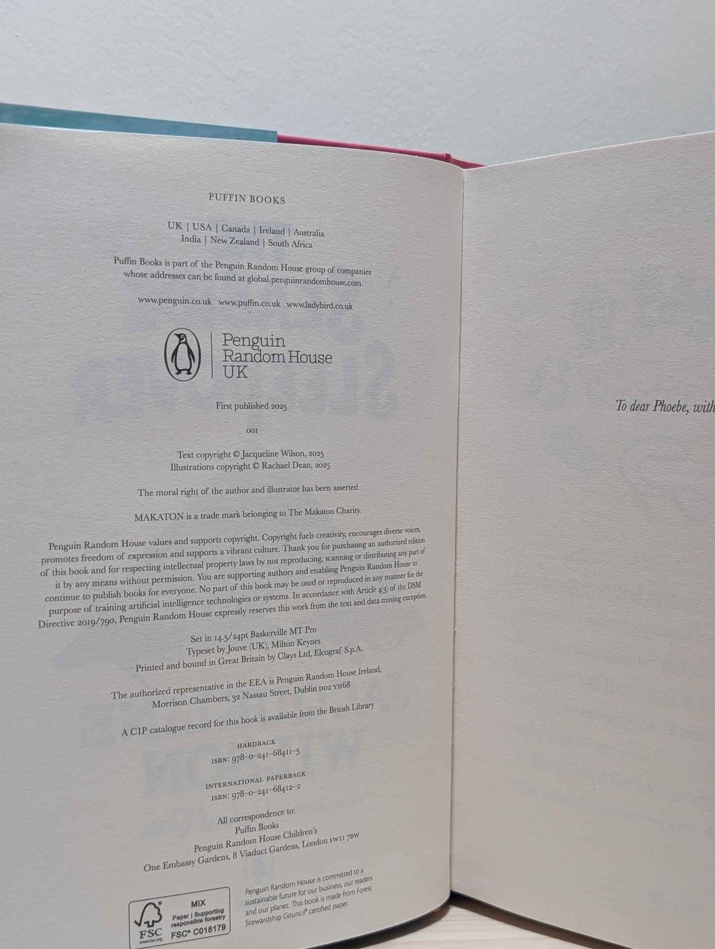 The Seaside Sleepover by Jacqueline Wilson (Signed First Edition) - Fialta Books