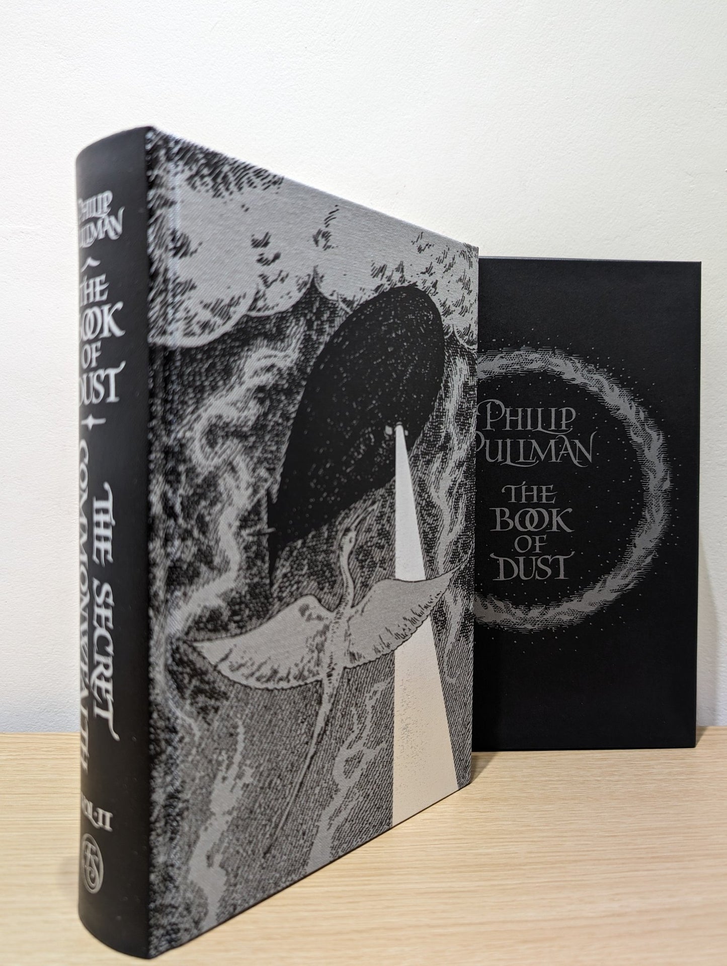 The Secret Commonwealth: : 'The Book of Dust' - Volume 2 by Philip Pullman (Folio Slipcase Edition) - Fialta Books