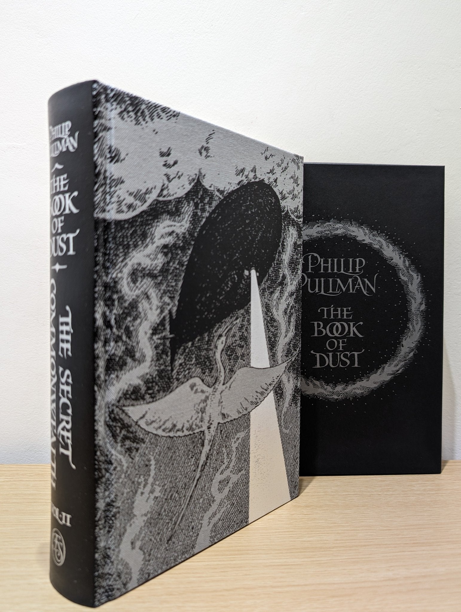The Secret Commonwealth: : 'The Book of Dust' - Volume 2 by Philip Pullman (Folio Slipcase Edition) - Fialta Books