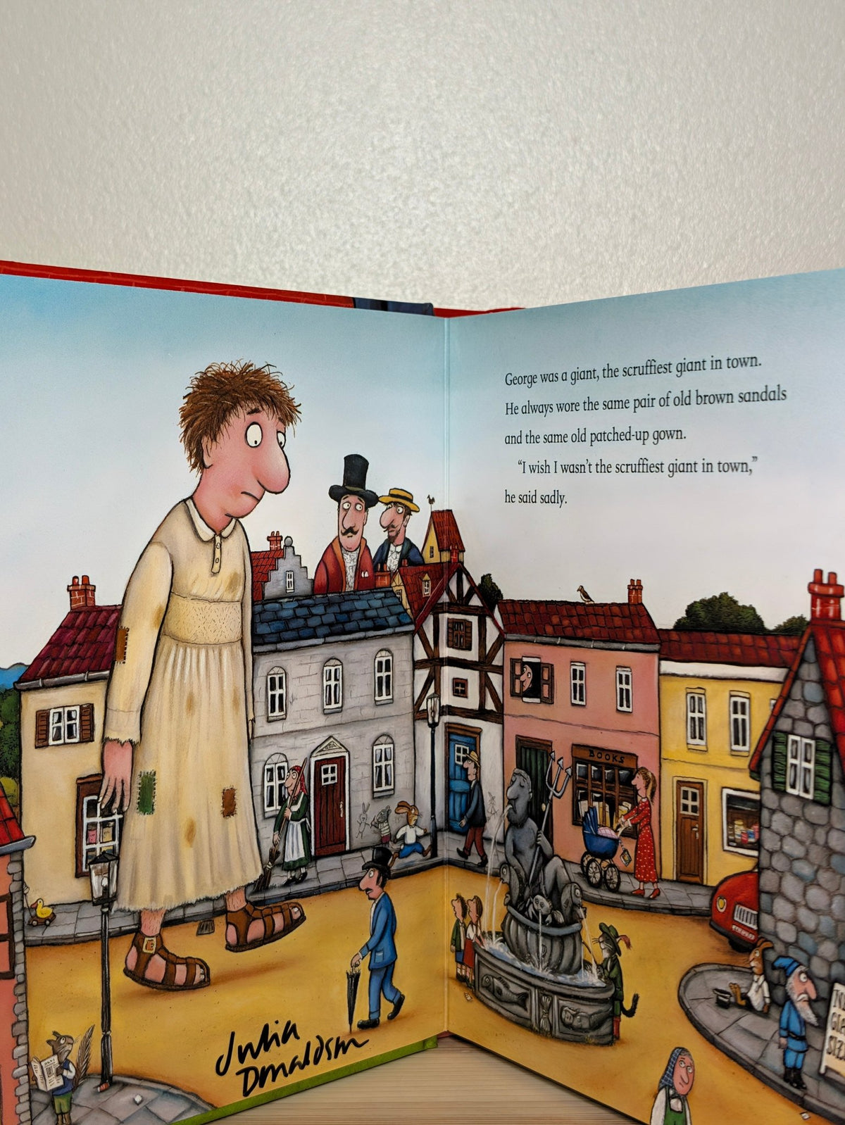 The Smartest Giant in Town by Julia Donaldson (Signed Edition) - Fialta Books