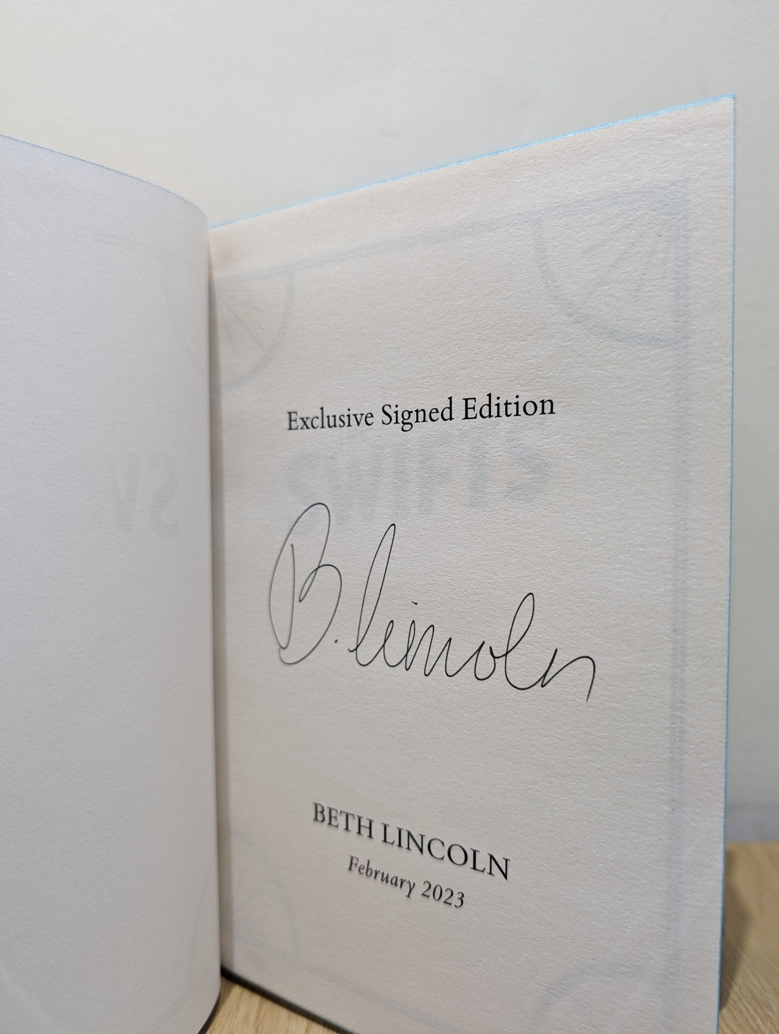 The Swifts by Beth Lincoln (Signed First Edition with sprayed edges) - Fialta Books