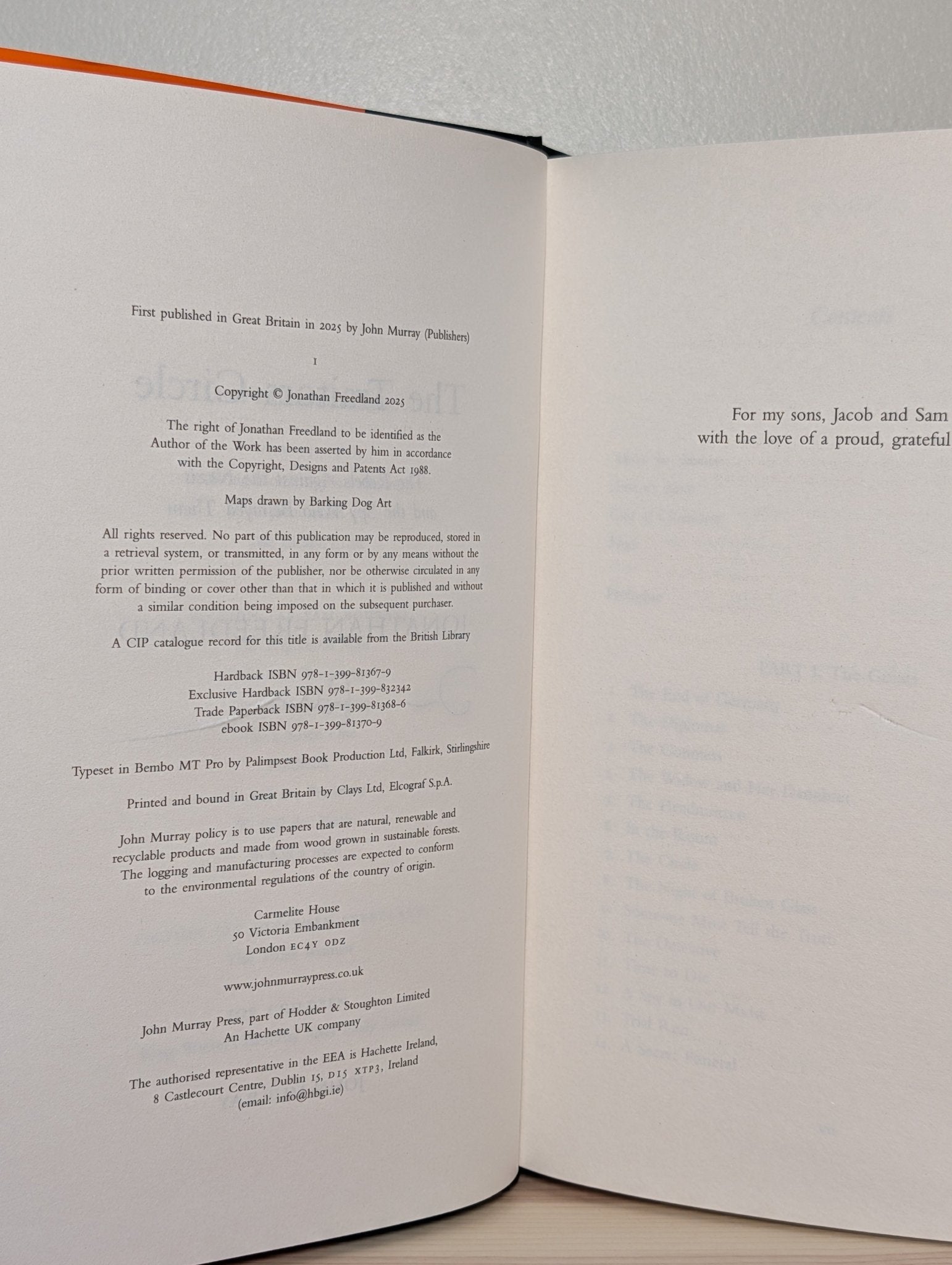 The Traitors Circle by Jonathan Freedland (Signed First Edition) - Fialta Books