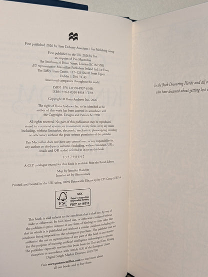 This Kingdom Will Not Kill Me by Ilona Andrews (Signed with sprayed edges) - Fialta Books