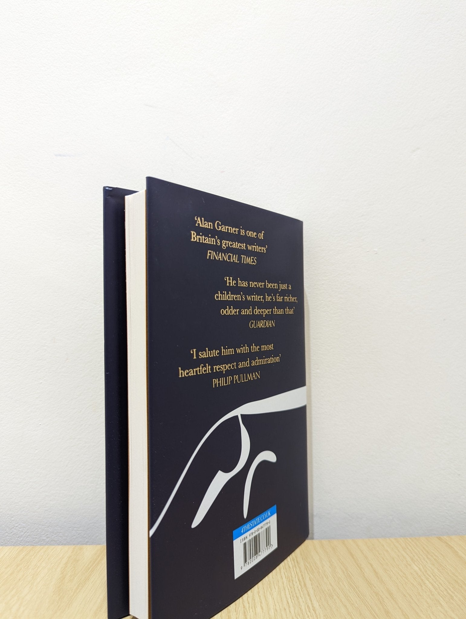 Treacle Walker by Alan Garner - Fialta Books