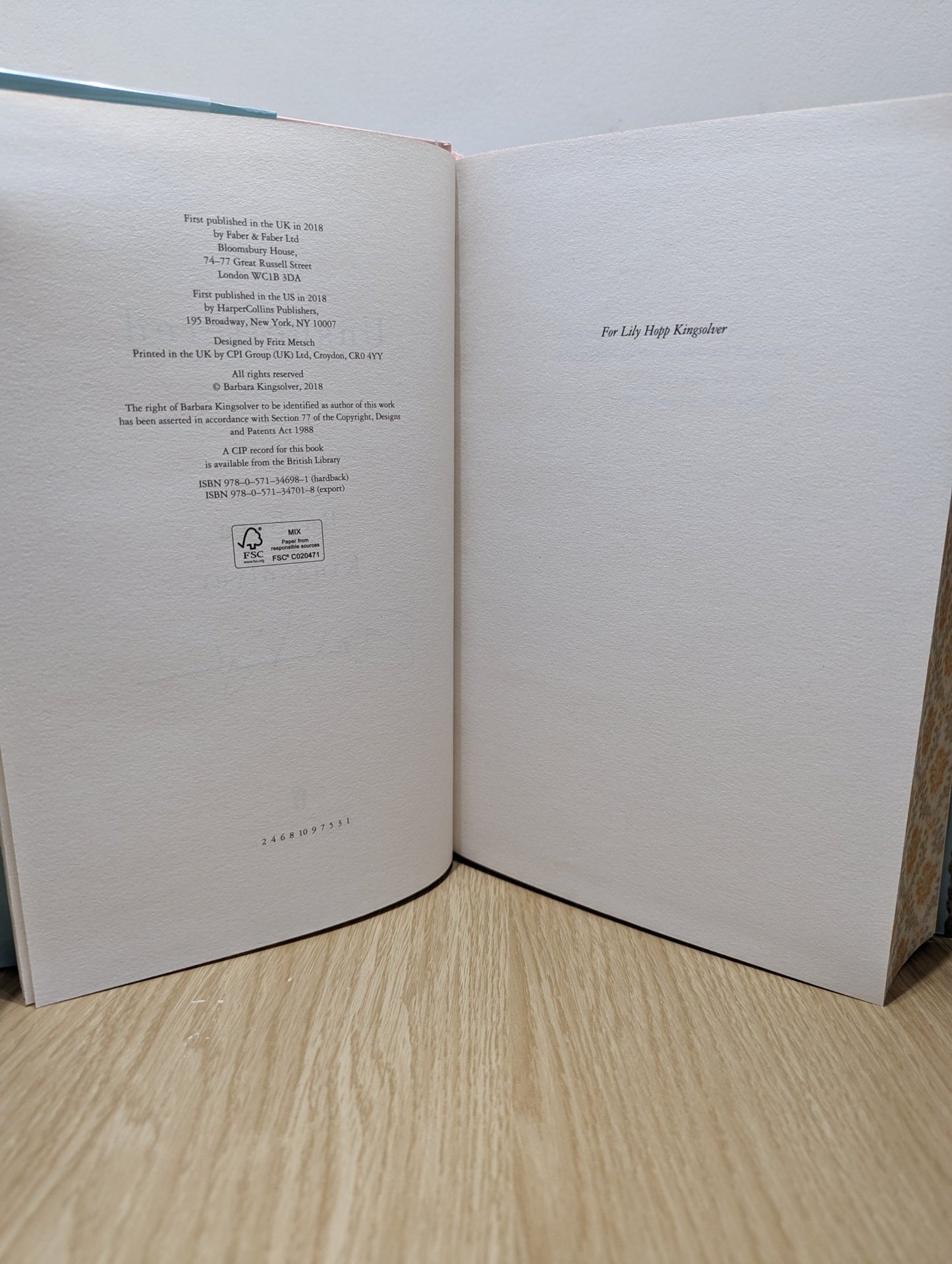 Unsheltered by Barbara Kingsolver (Signed First Edition with sprayed edges) - Fialta Books