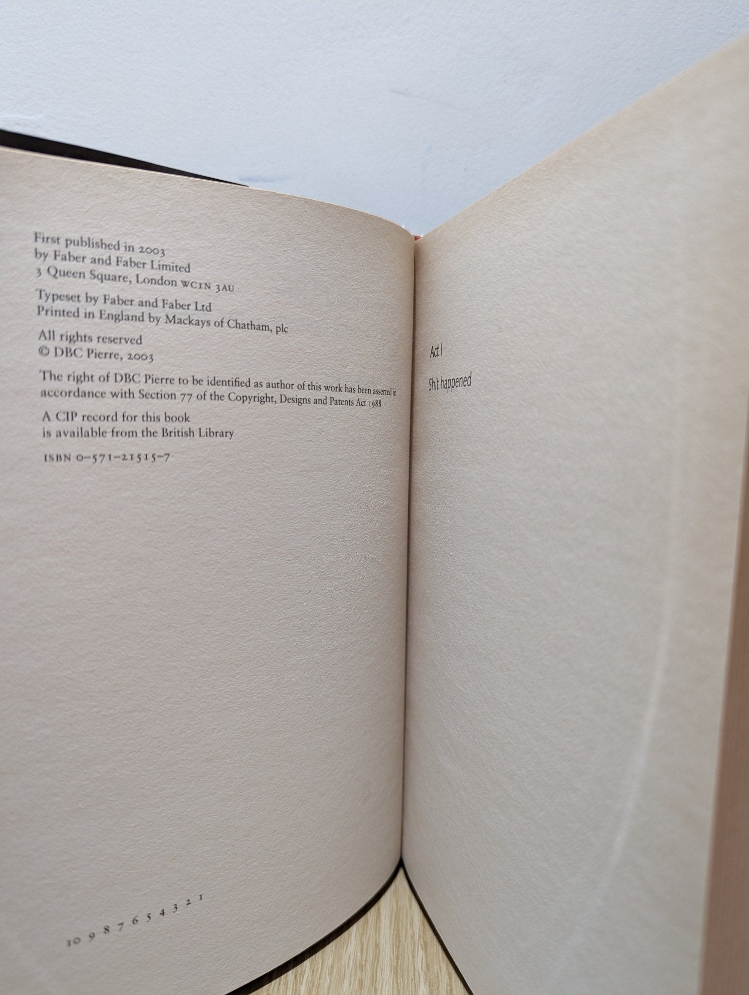 Vernon God Little by D. B. C. Pierre (First Edition) - Fialta Books