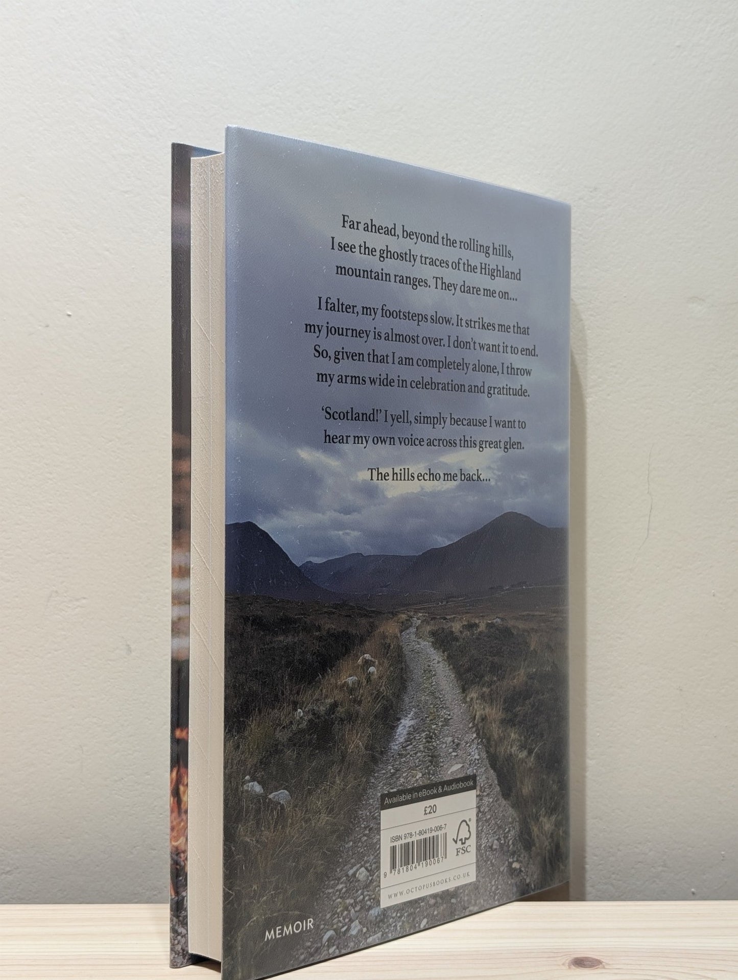 WAYPOINTS by Sam Heughan (Signed) - Fialta Books