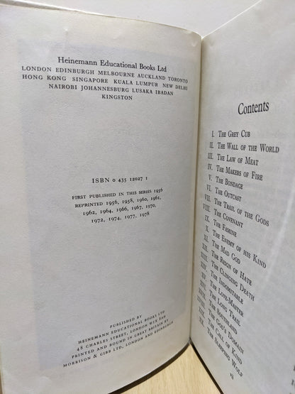 White Fang by Jack London - Fialta Books