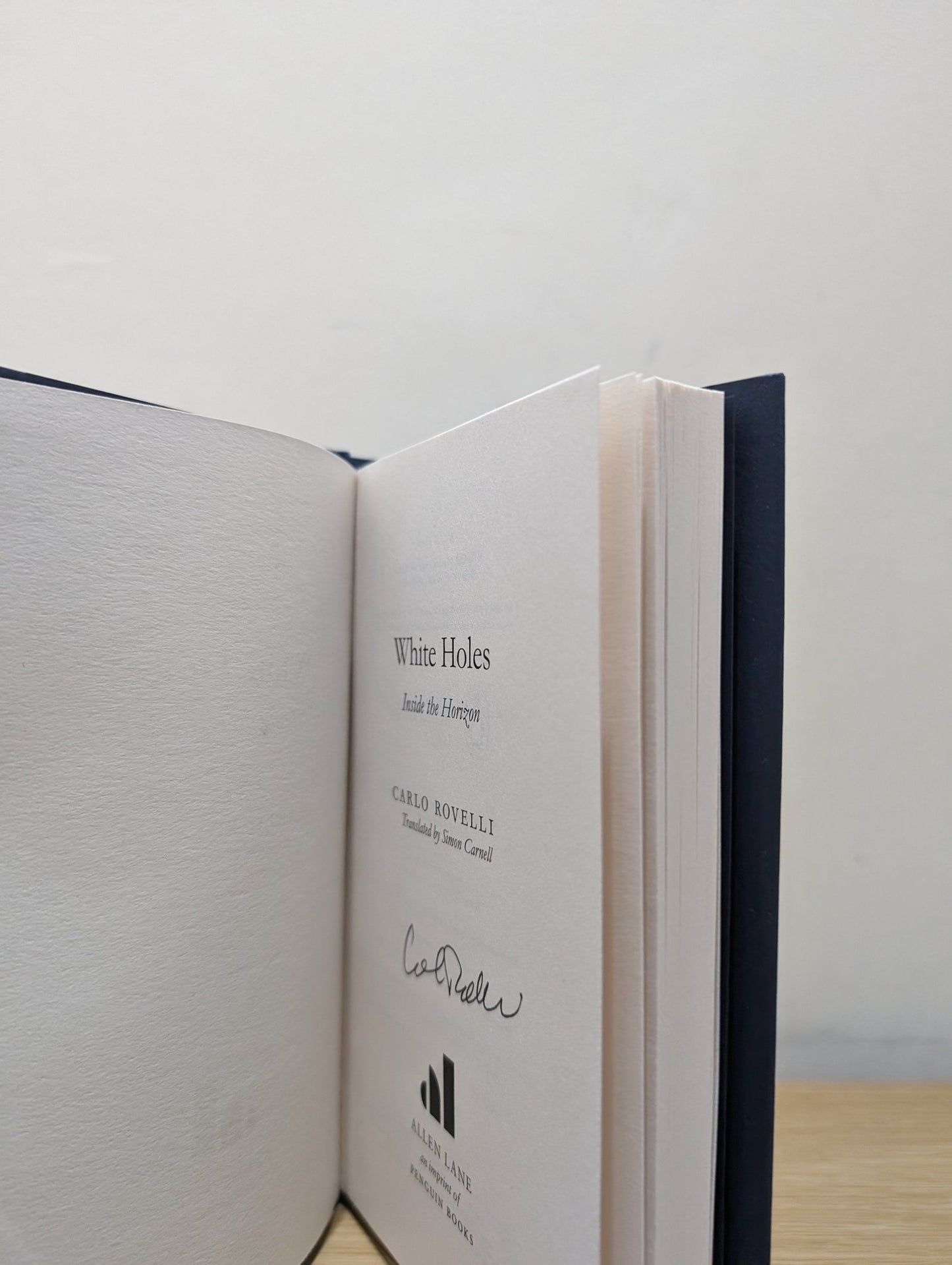 White Holes: Inside the Horizon by Carlo Rovelli (Signed First Edition) - Fialta Books