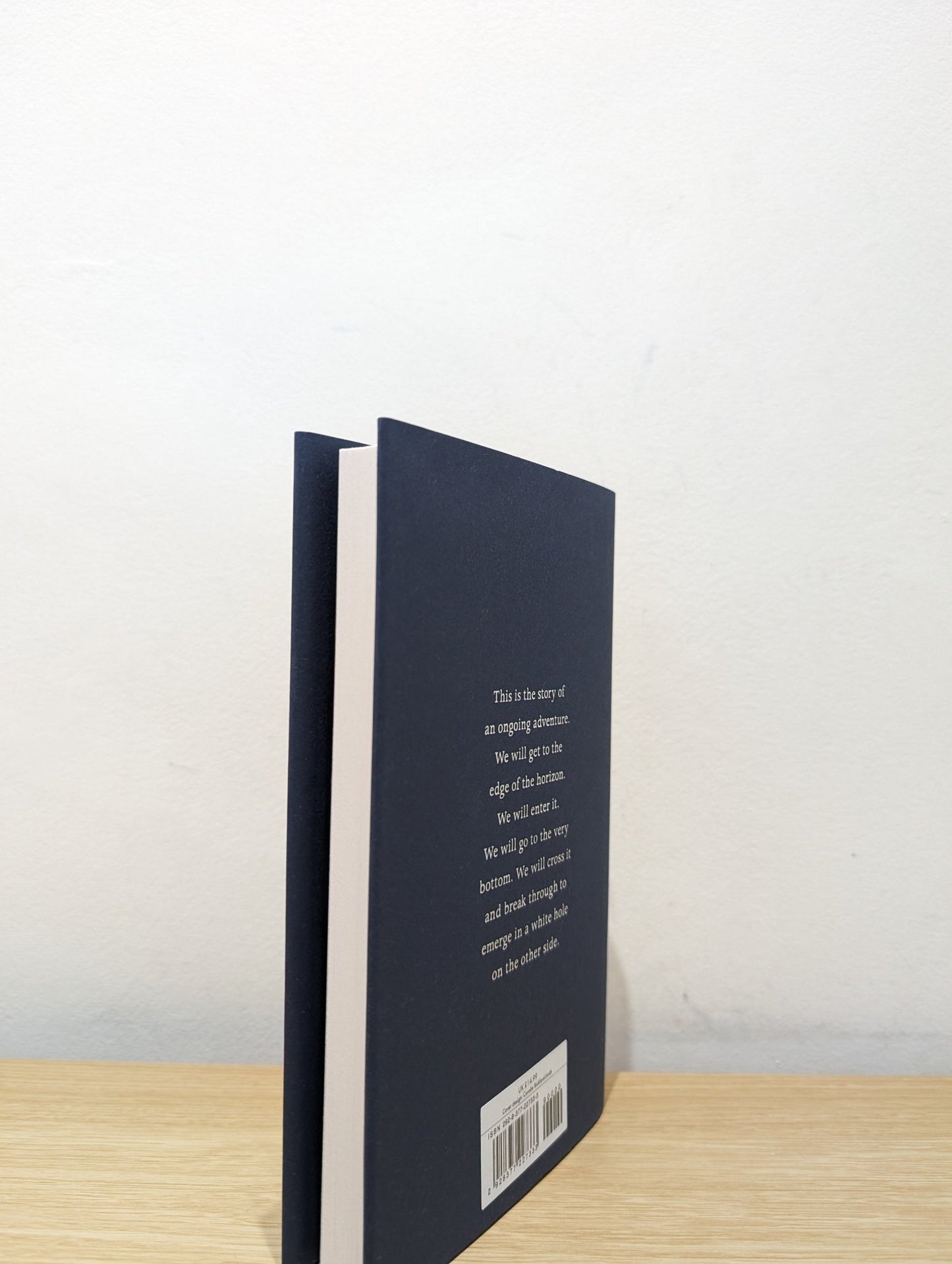 White Holes: Inside the Horizon by Carlo Rovelli (Signed First Edition) - Fialta Books