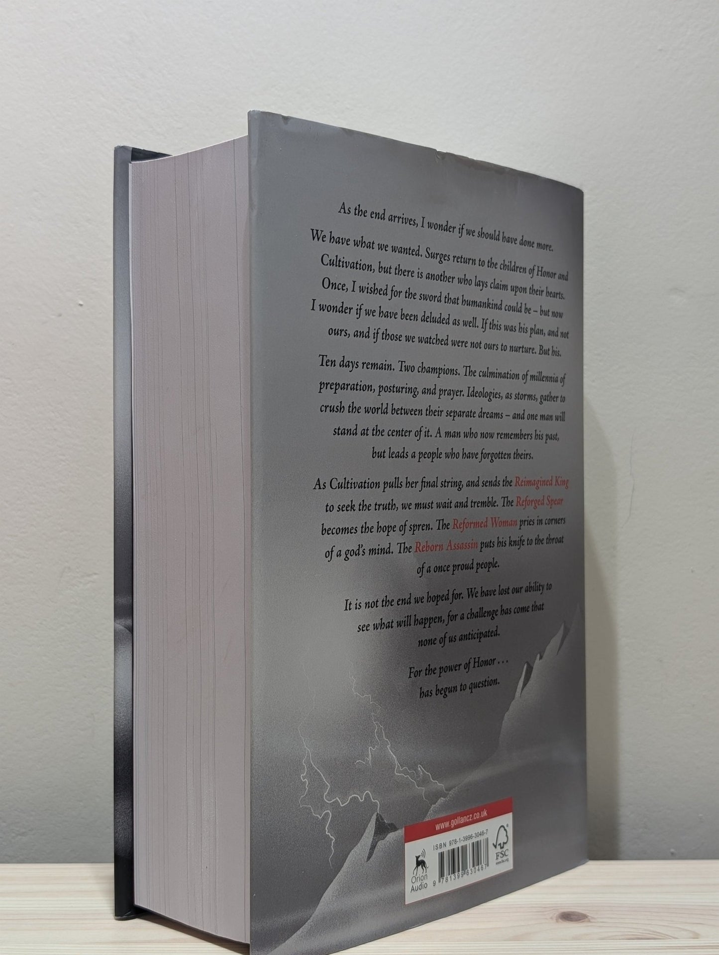 Wind and Truth by Brandon Sanderson (Signed) - Fialta Books