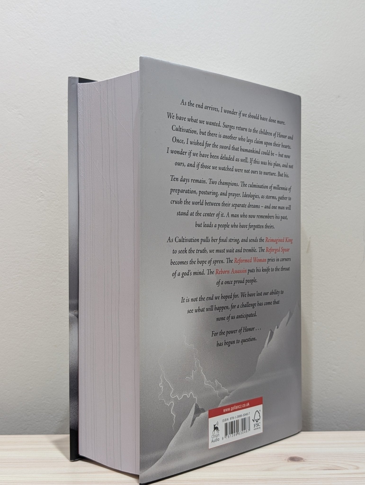 Wind and Truth by Brandon Sanderson (Signed First Edition) - Fialta Books