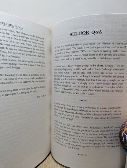 You Like It Darker by Stephen King (First Edition with tower cover) - Fialta Books