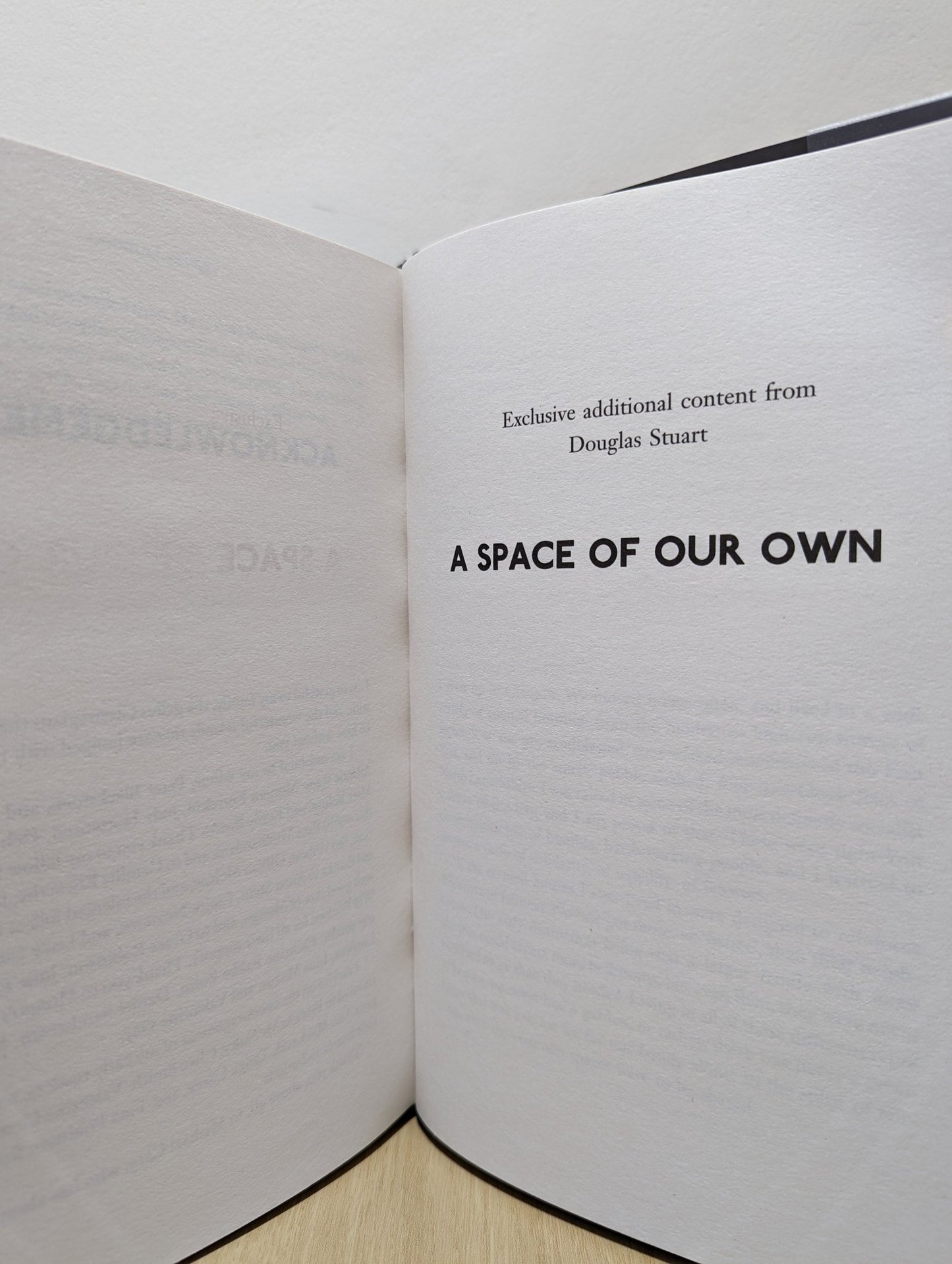 Young Mungo by Douglas Stuart (Signed) - Fialta Books